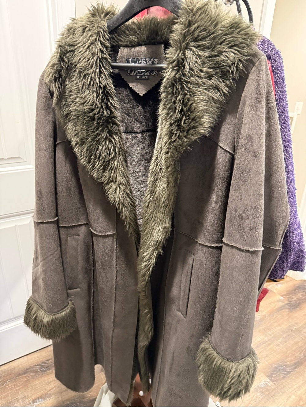 Nuage gray Faux-Shearling Trench Coat with Plush Trim
